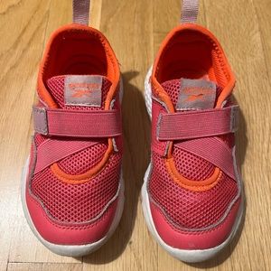 Reebok Toddler Sneaker Weebok Toddler 9